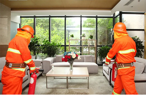 2慈銘員工現場演示.jpg 2慈銘員工現場演示.jpg